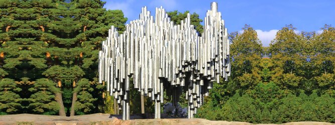 Trip Voucher Reisetipps - Sibelius Monument in Helsinki, Finnland. Wie stilisierte Orgelpfeifen, verblüfft die abstrakt kühne Optik dieser Skulptur und symbolisiert das kreative künstlerische Musikschaffen des weltberühmten finnischen Komponisten Jean Sibelius. Das imposante Denkmal liegt in einem wunderschönen Park. Der als „Johann Julius Christian Sibelius“ geborene Jean Sibelius ist für die Finnen eine äußerst wichtige Person und gilt als Ikone der finnischen Musik. Die bekanntesten Werke des freischaffenden Komponisten sind Symphonie 1-7, Kullervo und Violinkonzert. Unzählige Besucher aus nah und fern kommen in den Park, um eines der meistfotografierten Denkmäler Finnlands zu sehen.
